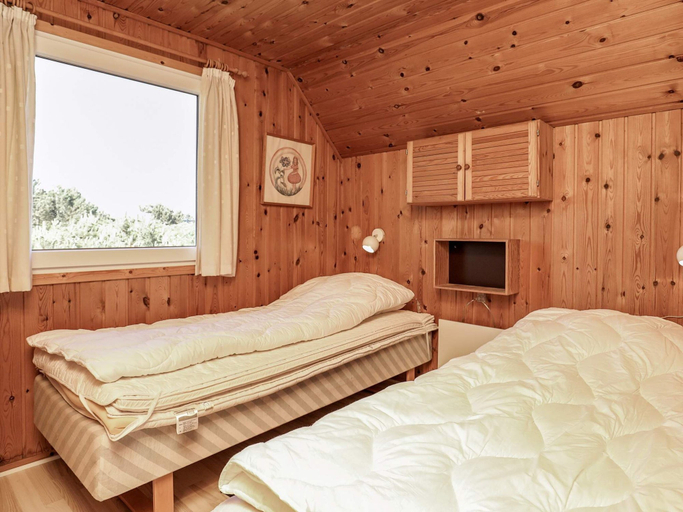Bedroom 2, 6 Person Holiday Home in Hvide Sande, Ringkøbing-Skjern