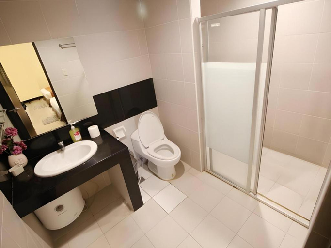 Bathroom 4, Primus Hotel and Resort, Naga City