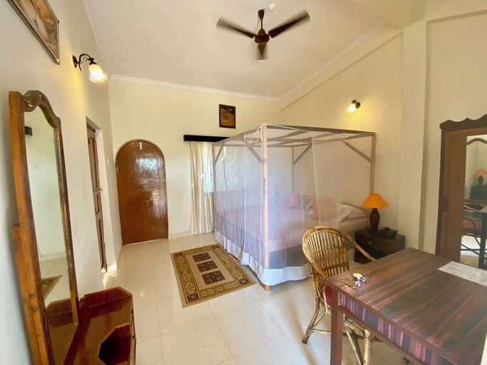 Bedroom 1, Dmellos Seaview Home, North Goa