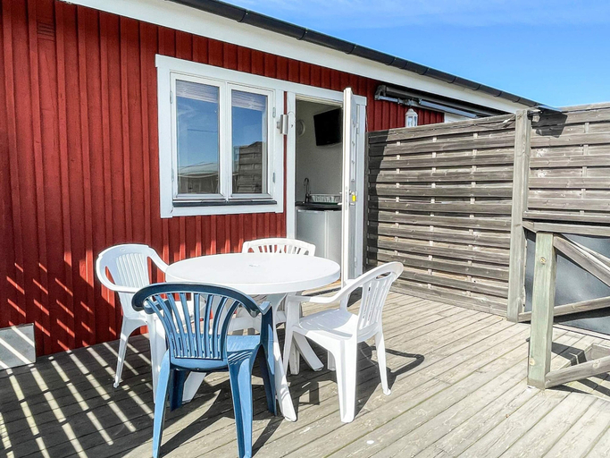 Others 2, 4 Person Holiday Home in Kopingsvik, Borgholm