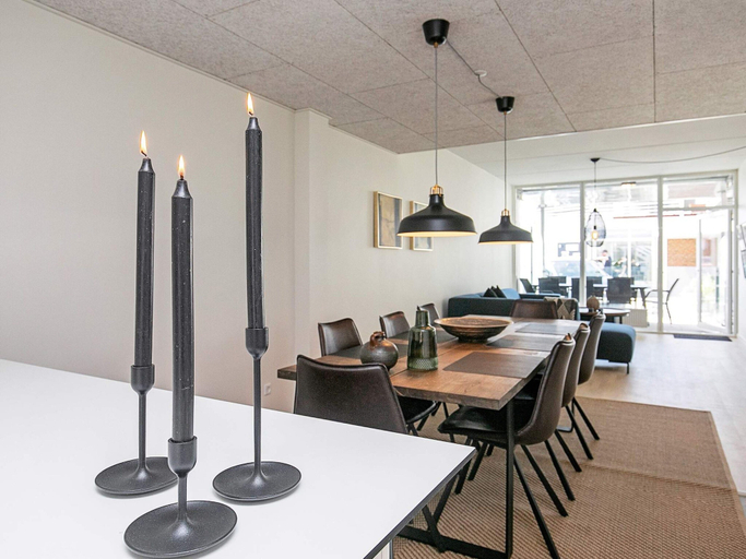 Food & Drinks 5, Spacious Apartment in RingkÃ¸bing near Sea, Ringkøbing-Skjern