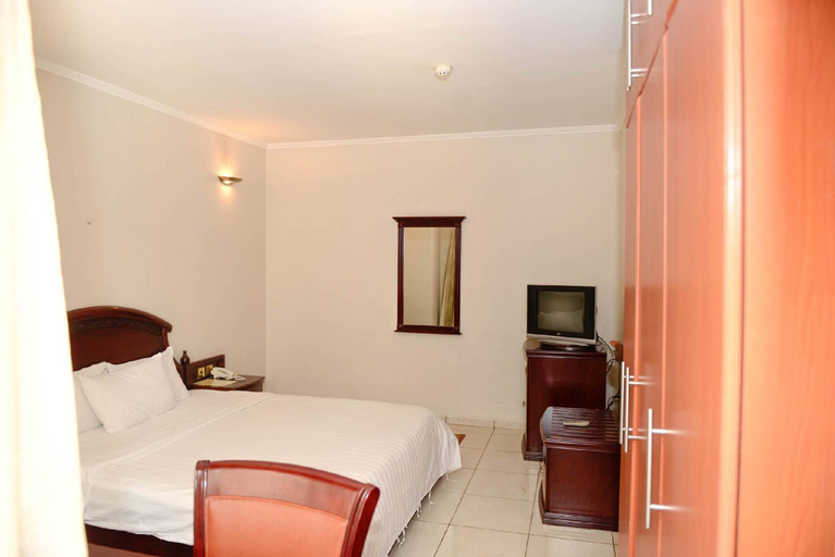 Bedroom, This wonderful Senior Suite offers a great experience, Nyarugenge