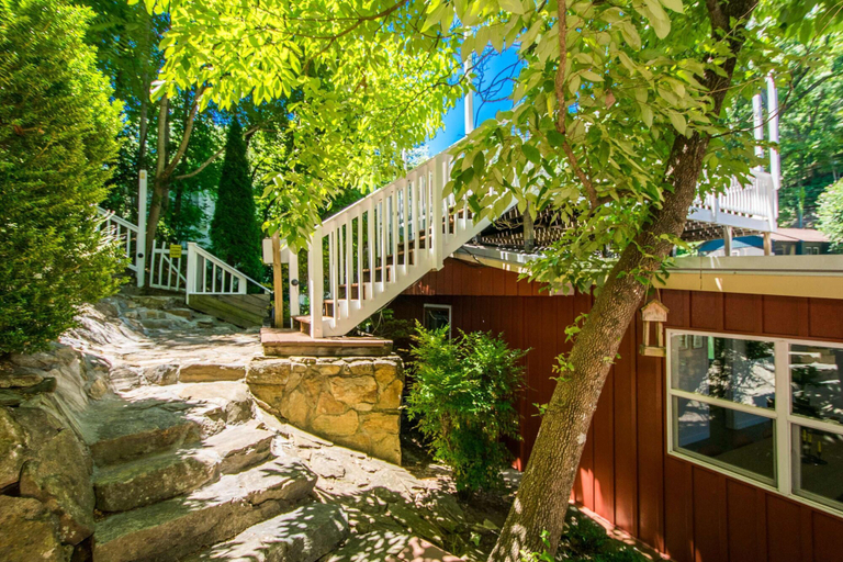 Others 3, Dog Friendly Cottage on Lake Pontoon Available, Rutherford