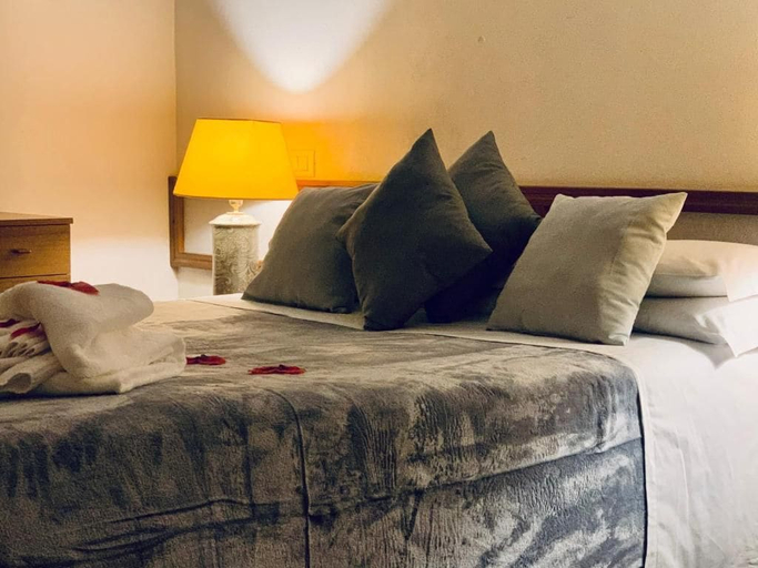 Bedroom 2, Hotel Cristallo Gran Sasso, L'Aquila