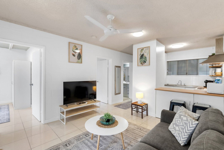 Others 5, Bright 2-bed Apartment Near Cairns Esplanade, Cairns