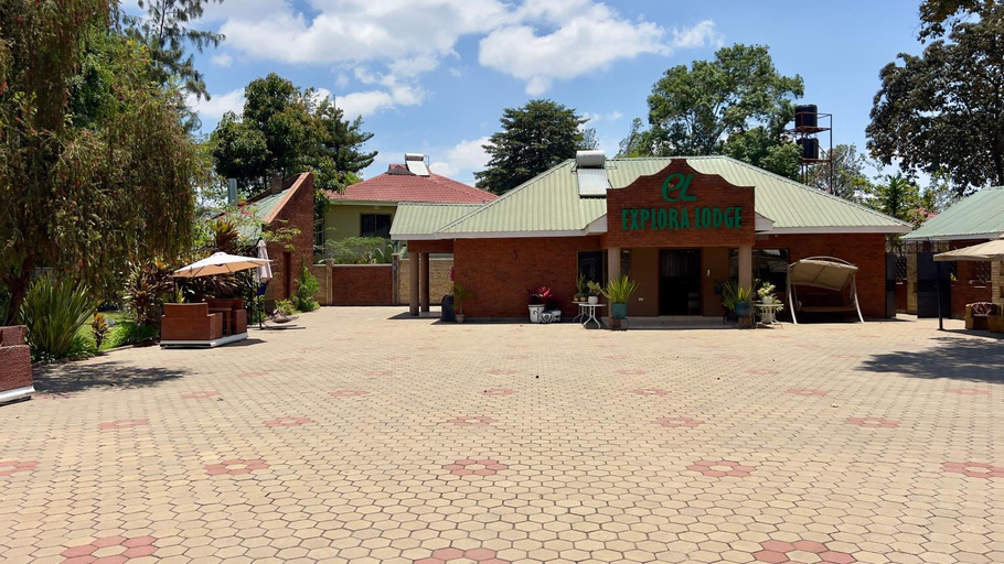 Others 3, Explora Lodge, Arusha