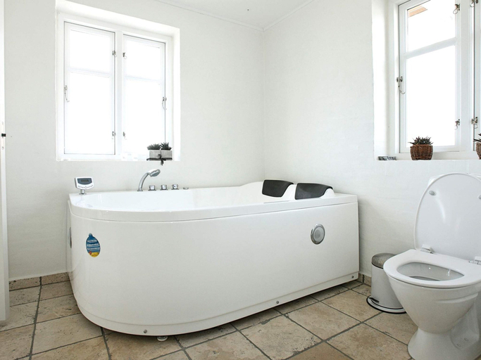 Bathroom 3, 4 Star Holiday Home in Lemvig, Lemvig
