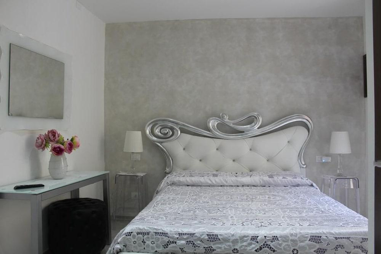 Bedroom 4, B&B Xenia, Palermo