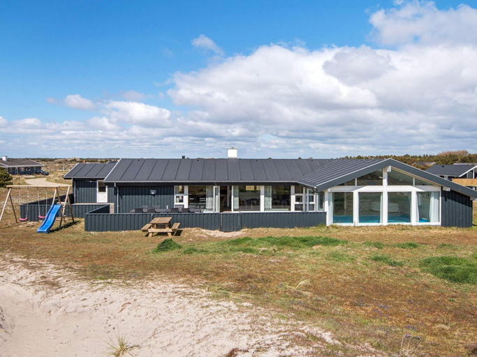 Exterior & Views, 10 Person Holiday Home in Fano, Fanø