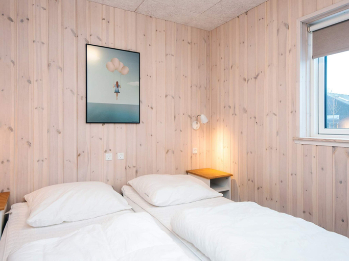 Others 2, 5 Star Holiday Home in Romo, Tønder