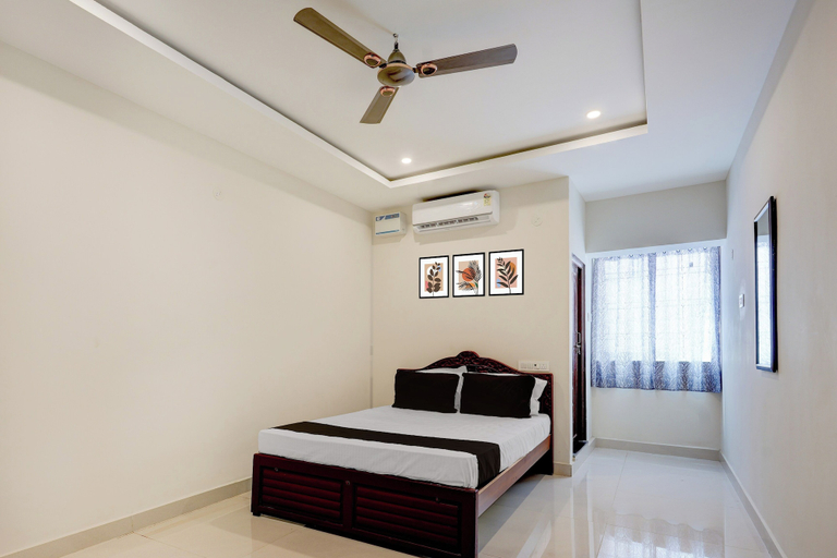 Others 2, Hotel O Eswar Grand Palace Perungudi, Chennai