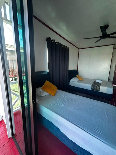 Bedroom 4, BIHING ANGAN water chalets, Semporna