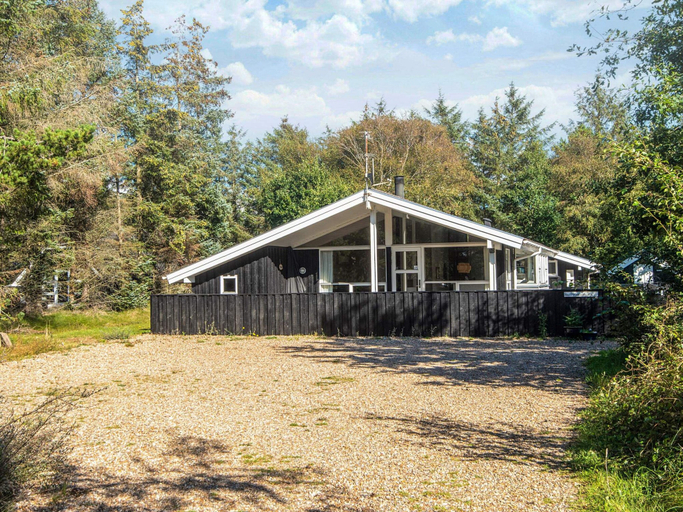 Exterior & Views 1, 4 Star Holiday Home in Blavand, Varde