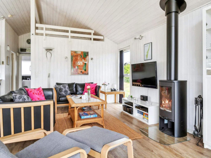 Others 3, 5 Star Holiday Home in Humble, Langeland