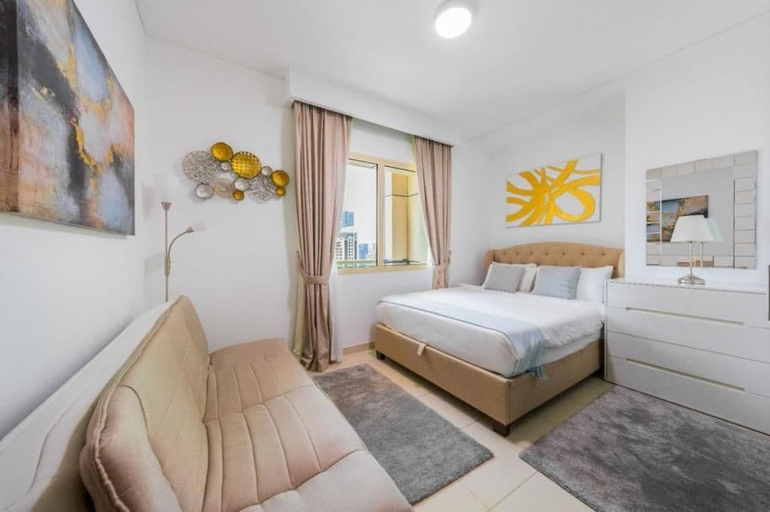 Others 3, Royal Oceanic 2BR with Marina View, Dubai