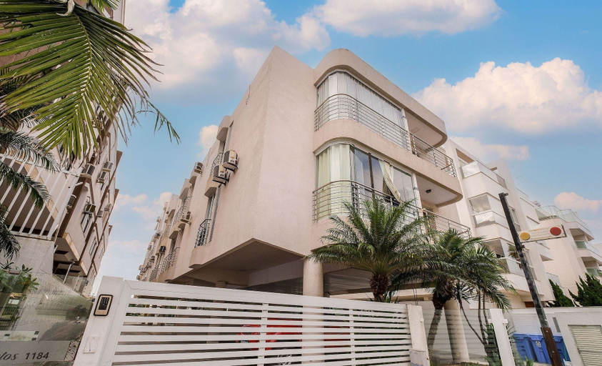Others 3, Apart Foot on Sand for Couples in Floripa Ida105, Florianopolis