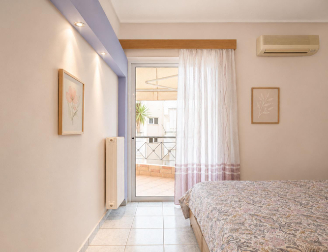 Bedroom 3, Daphnus Apartment in Agios Konstantinos, Central Greece