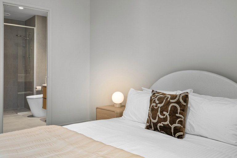 Others 3, Panoramic 2-bed Apartment Near South Melbourne, Melbourne