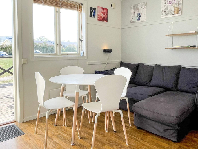 Others 3, 4 Person Holiday Home in Kopingsvik, Borgholm