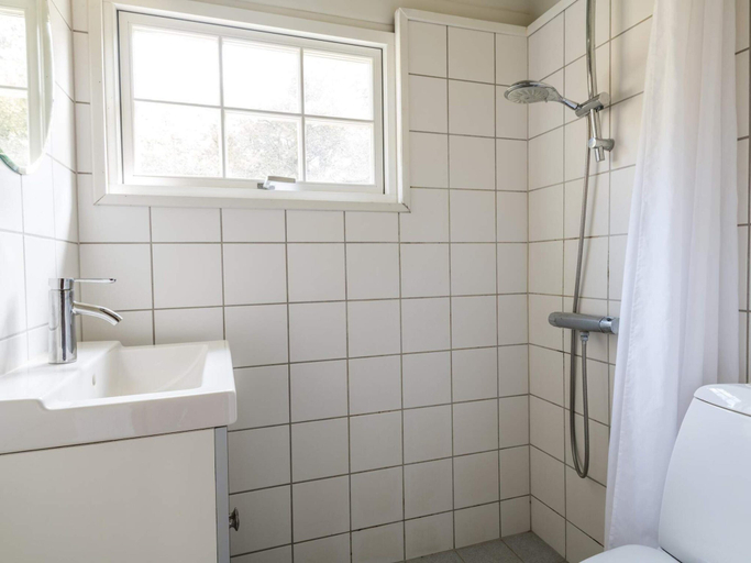 Bathroom, 4 Person Holiday Home in Fano, Fanø