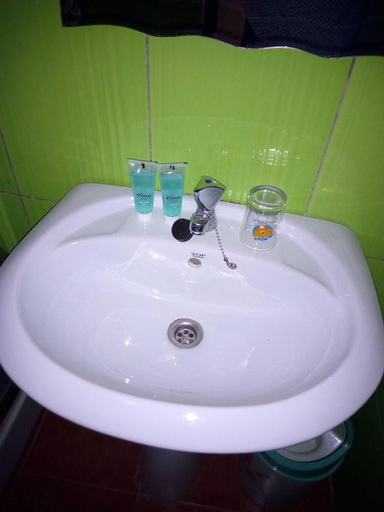 Bathroom 3, Jresidence Motel, Busiiro