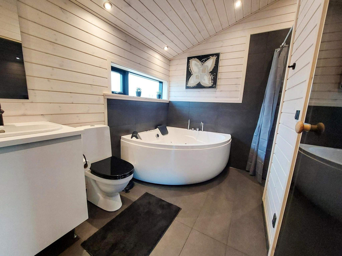 Others 2, 5 Star Holiday Home in Romo, Tønder