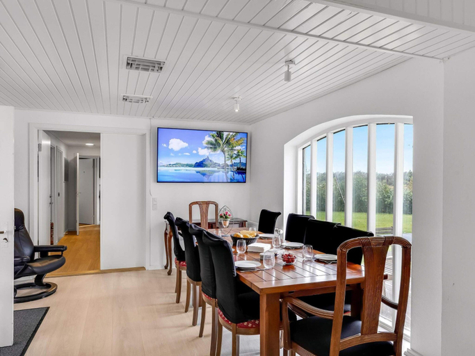 Others 5, 4 Star Holiday Home in Lokken, Hjørring