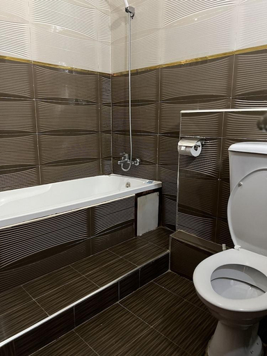 Bathroom 5, Anderita Beach Hotel, Entebbe