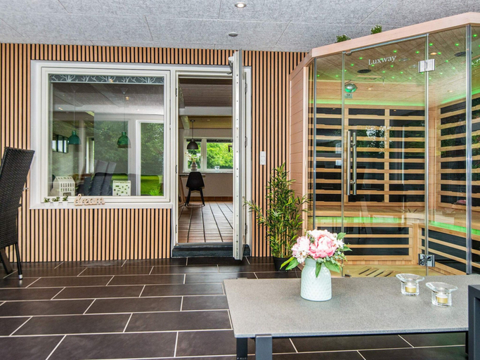 Others 3, 4 Star Holiday Home in Henne, Varde