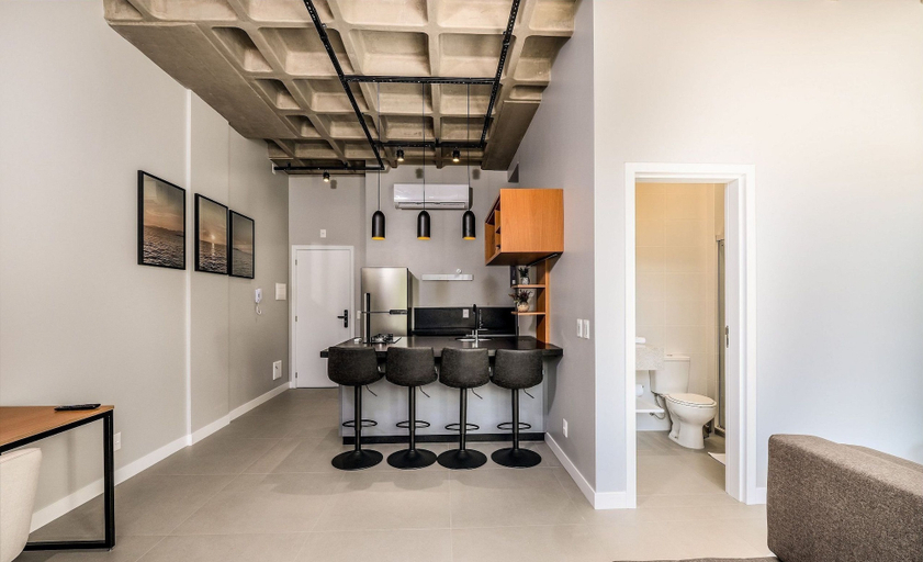 Others 3, Complete Loft 750m From Canas Beach Tps310, Florianopolis