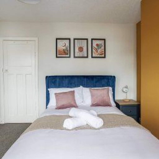 Others 5, Central Hartlepool - Sleeps 6 - Parking - Sea Side, Hartlepool
