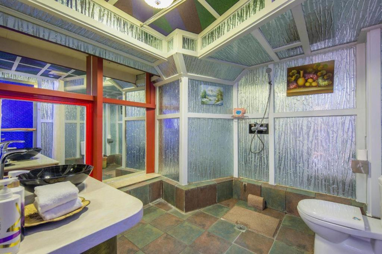 Bathroom 3, Qingdao Huake Holiday Hotel, Qingdao