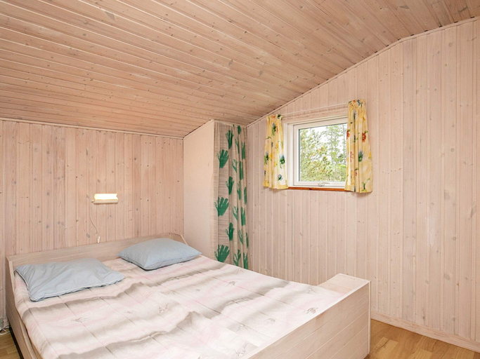 Bedroom 2, 5 Person Holiday Home in Saeby, Frederikshavn