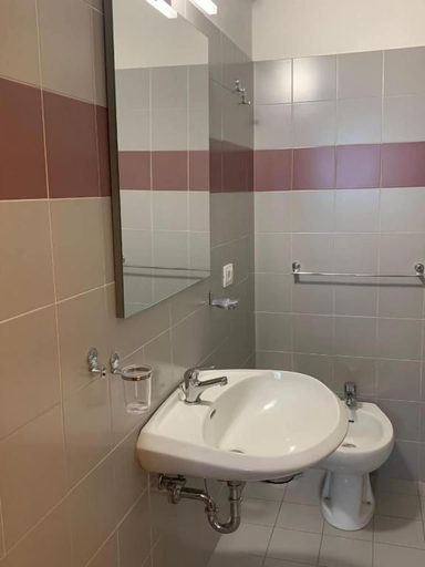 Bathroom 5, Hotel Cristallo Gran Sasso, L'Aquila