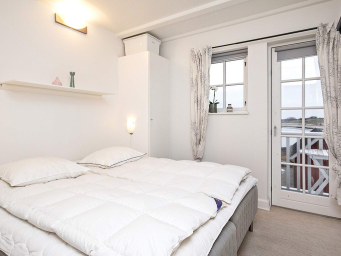 Bedroom 2, 5 Star Holiday Home in Bagenkop, Langeland