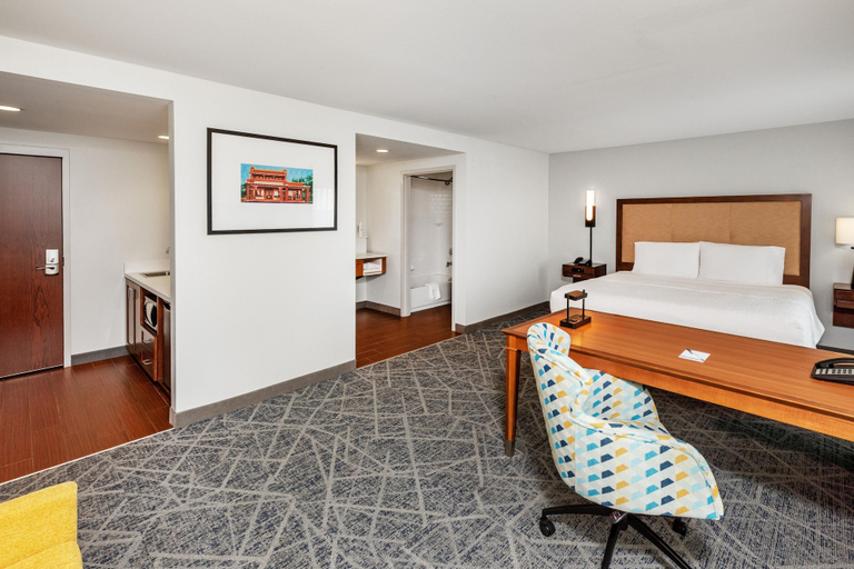 Bedroom 3, Hampton Inn & Suites by Hilton Lonoke, Lonoke