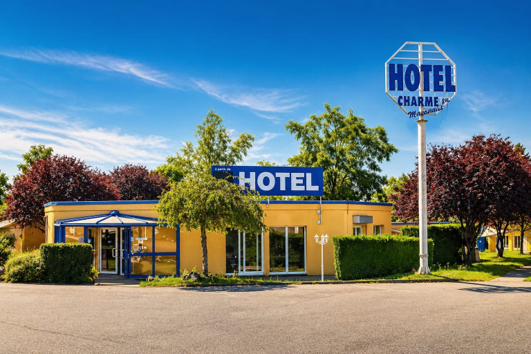 Exterior & Views, Mâcon Nord Hôtel, Saône-et-Loire
