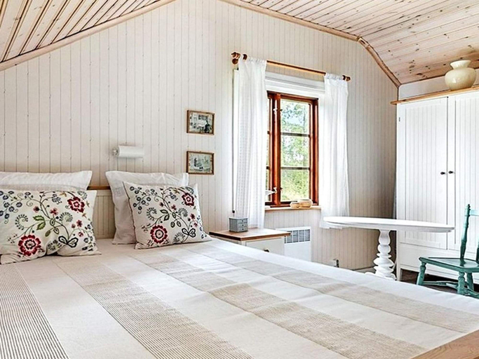 Bedroom 3, 4 Star Holiday Home in Skillingaryd, Vaggeryd