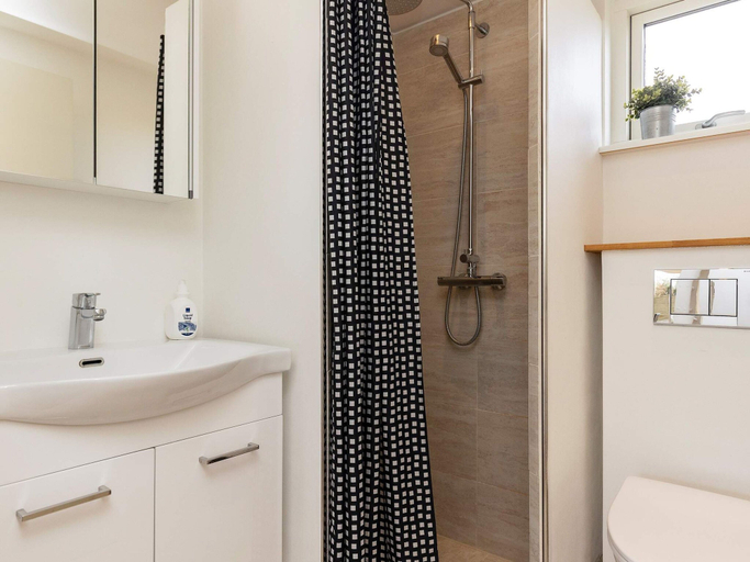 Bathroom 3, 5 Star Holiday Home in Hadsund, Mariagerfjord