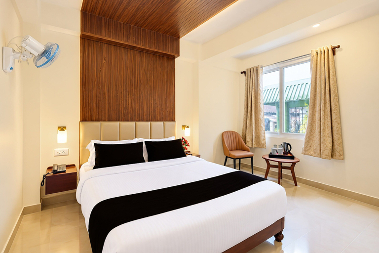 Others 5, Deluxe The Polo Continental, East Khasi Hills