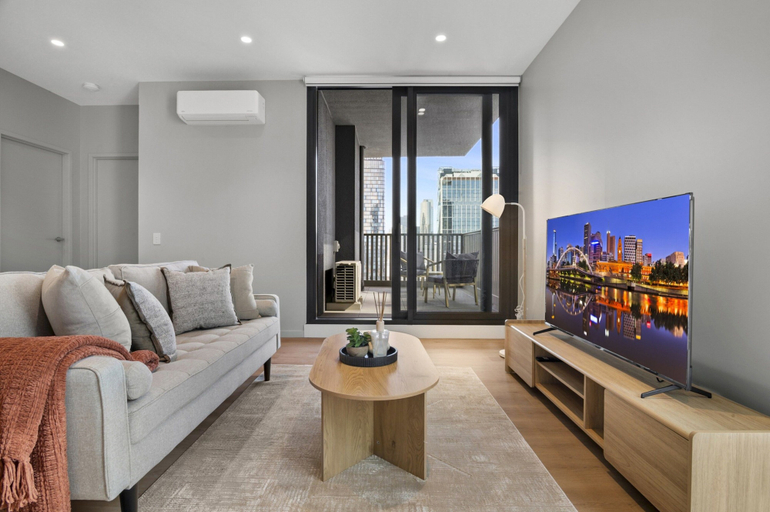 Others 1, Panoramic 2-bed Apartment Near South Melbourne, Melbourne
