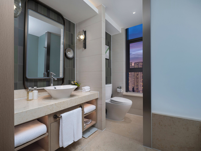 Bathroom, Holiday Inn HEFEI CITY CENTER by IHG, Hefei