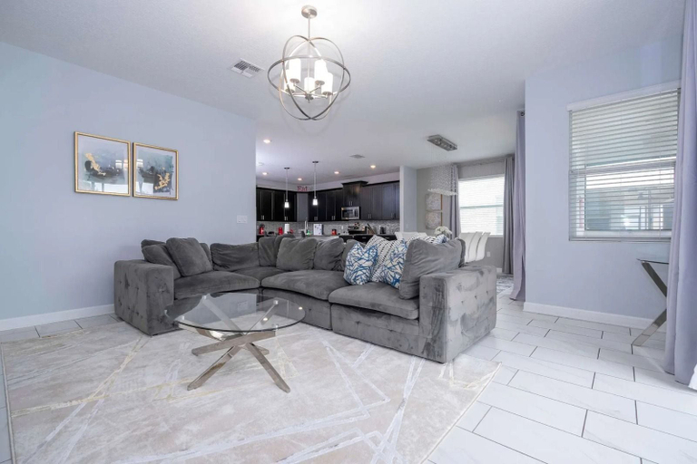 Others 3, Storey Lake 6BR Villa 10 min to Disney, Osceola