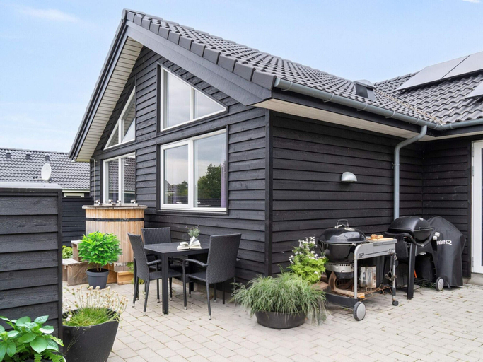 Others 3, 5 Star Holiday Home in Jaegerspris, Frederikssund