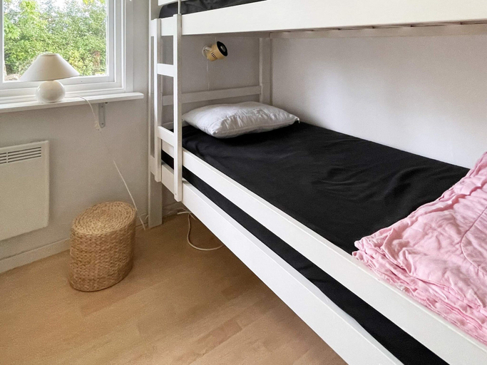 Bedroom 2, 6 Person Holiday Home in Kopingsvik, Borgholm