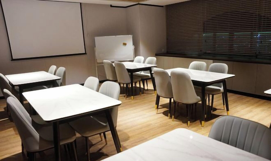 Food & Drinks 5, GYA Hotel (Yancheng Wengang Road High-speed Railway Station), Yancheng
