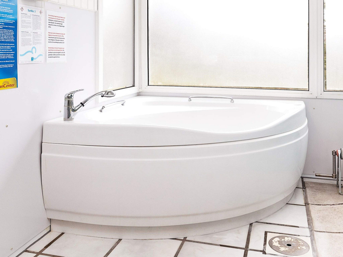 Bathroom 3, 5 Star Holiday Home in Saltum, Jammerbugt