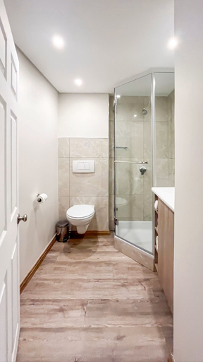 Bathroom 4, Regal Inn PMBurg, Umgungundlovu