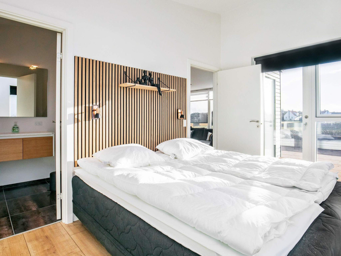 Bedroom 3, 5 Star Holiday Home in Lokken, Hjørring