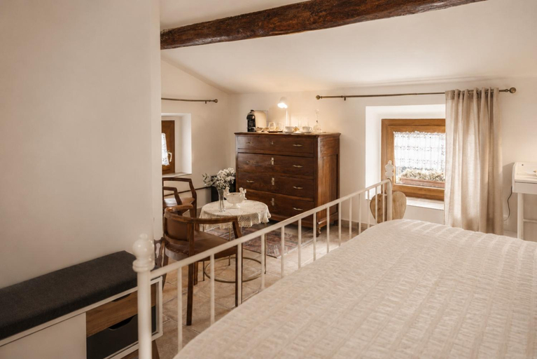 Bedroom 4, Casa Due Marie Boutique stay near Modena & Maranello, Modena